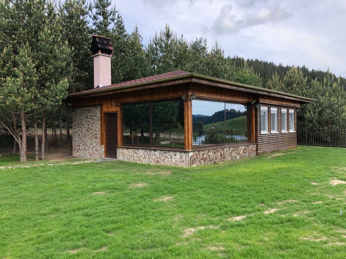 Villa Sunrise Dospat Exteriör bild